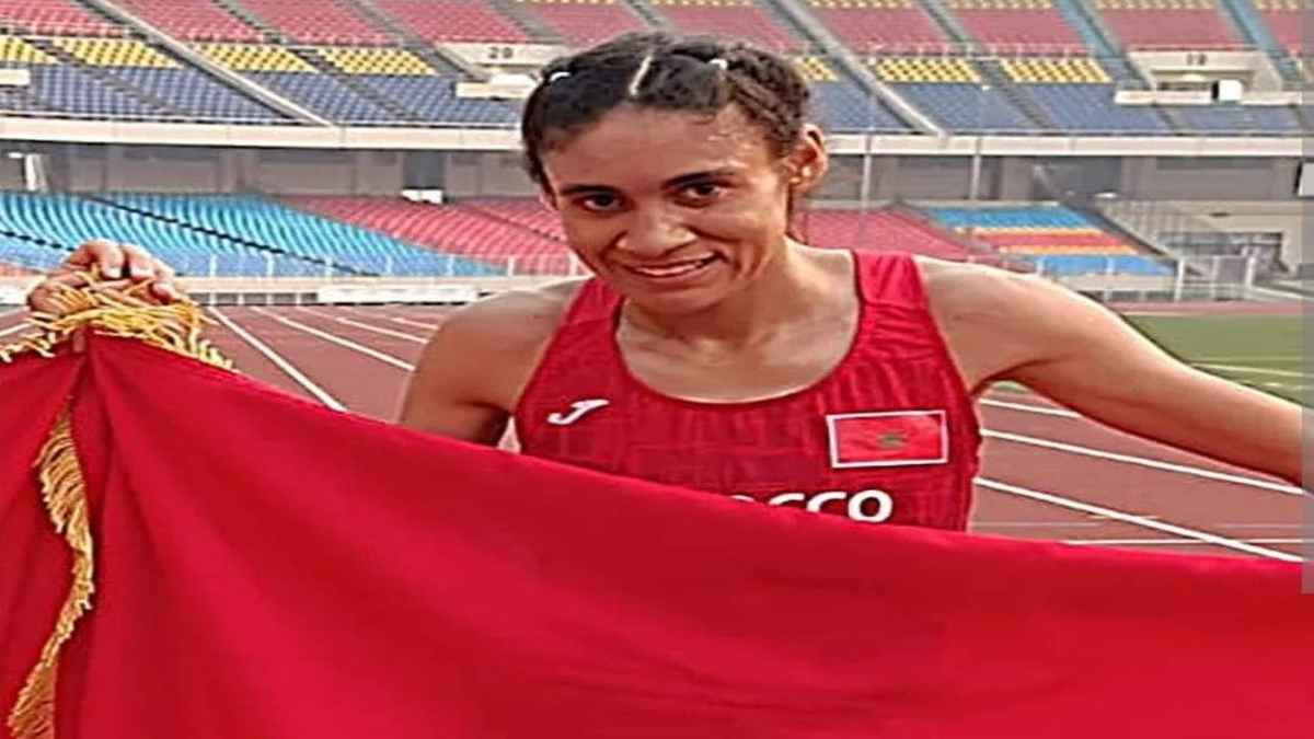 العداءة المغربية رحمة الطاهري تحقق الحد الأدنى المؤهل لأولمبياد باريس