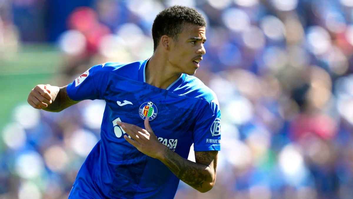 غرينوود يرفض انتقاله إلى برشلونة ويعتزم العودة إلى مانشستر يونايتد
