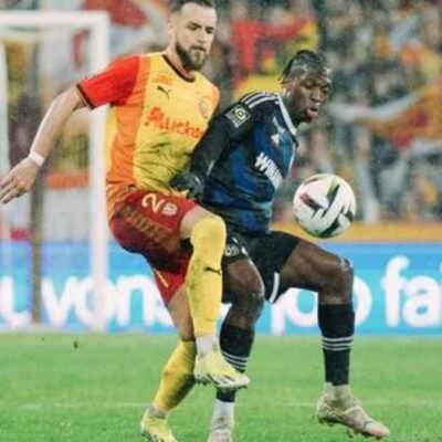 لانس يفوز على ستراسبورغ في مباراة مهمة في الدوري الفرنسي