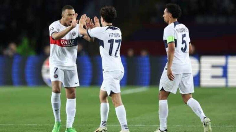 باريس سان جيرمان يقلب الطاولة على برشلونة ويحسم تأهله للدور نصف النهائي