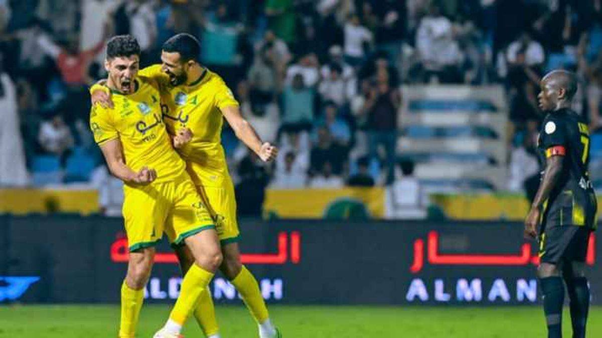 الخليج واتحاد جدة يتعادلان 1-1 في دوري روشن السعودي