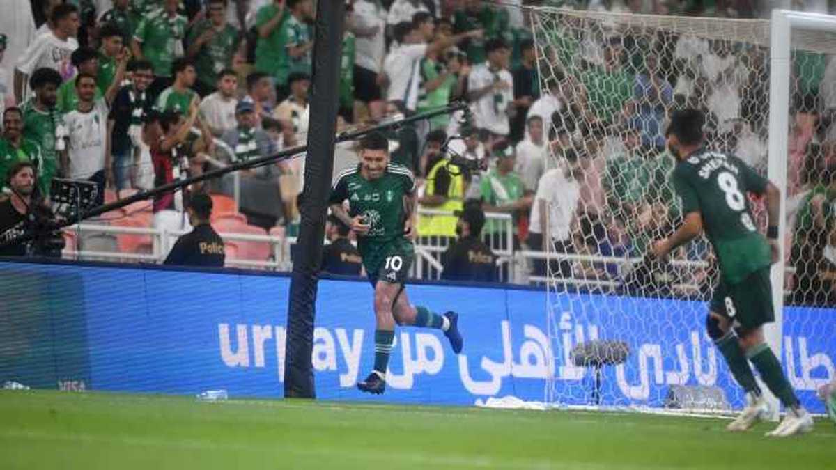 الأهلي يحقق فوزًا ثمينًا على العروبة في افتتاح دوري روشن