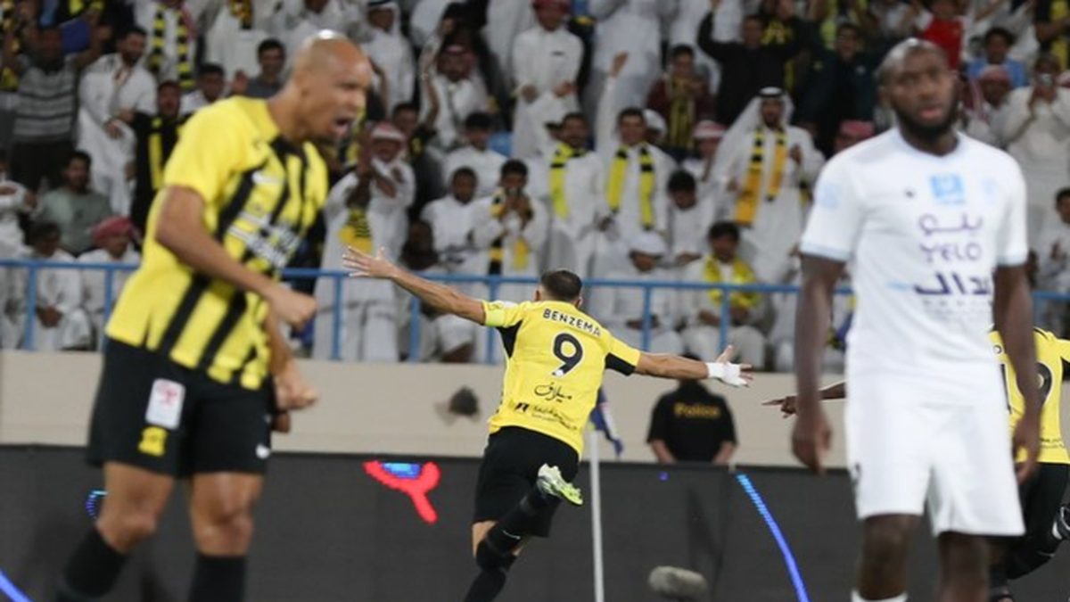 الاتحاد يحقق فوزاً صعباً على الأخدود في دوري روشن السعودي