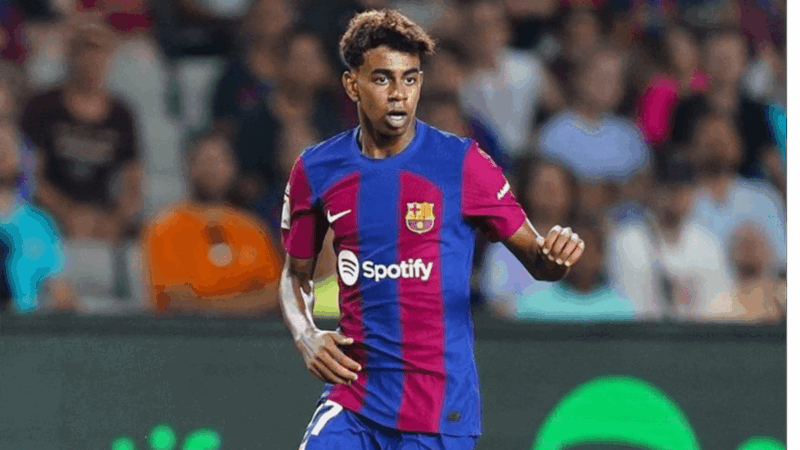 الإساءات العنصرية تطغى على الكلاسيكو بين ريال مدريد وبرشلونة والشرطة تعتقل المتورطين