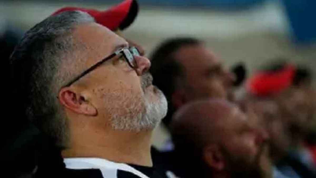 ميكالي