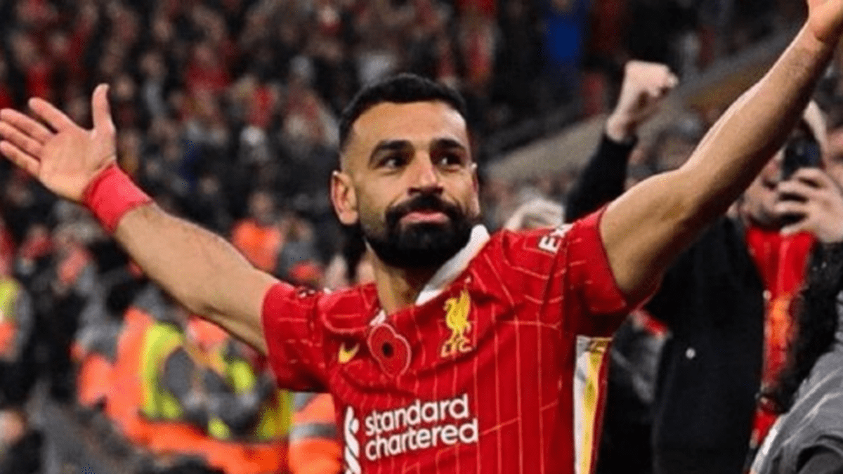 ليفربول يهزم مانشستر سيتي بثنائية ويتصدر الدوري الإنجليزي الممتاز