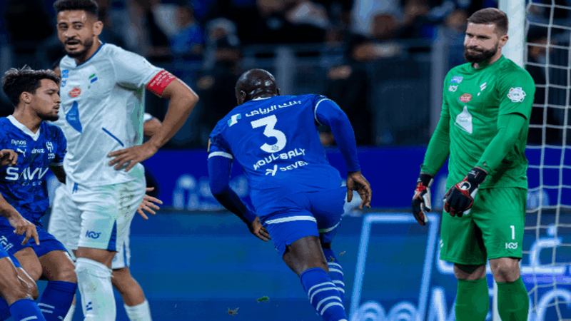 الهلال يُمطر شباك الفتح بتسعة أهداف تاريخية في دوري روشن