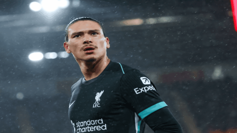 ليفربول ينجو من فخ التعادل ويحقق فوزًا مثيرًا على برينتفورد