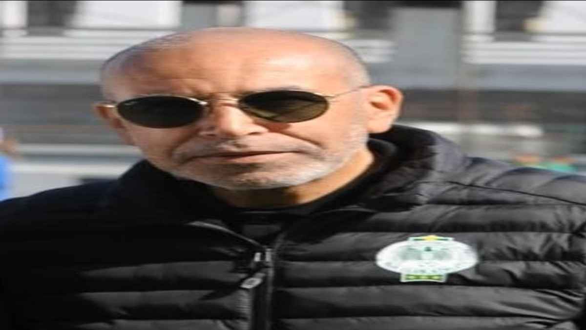 الكاتب الإداري غيبة