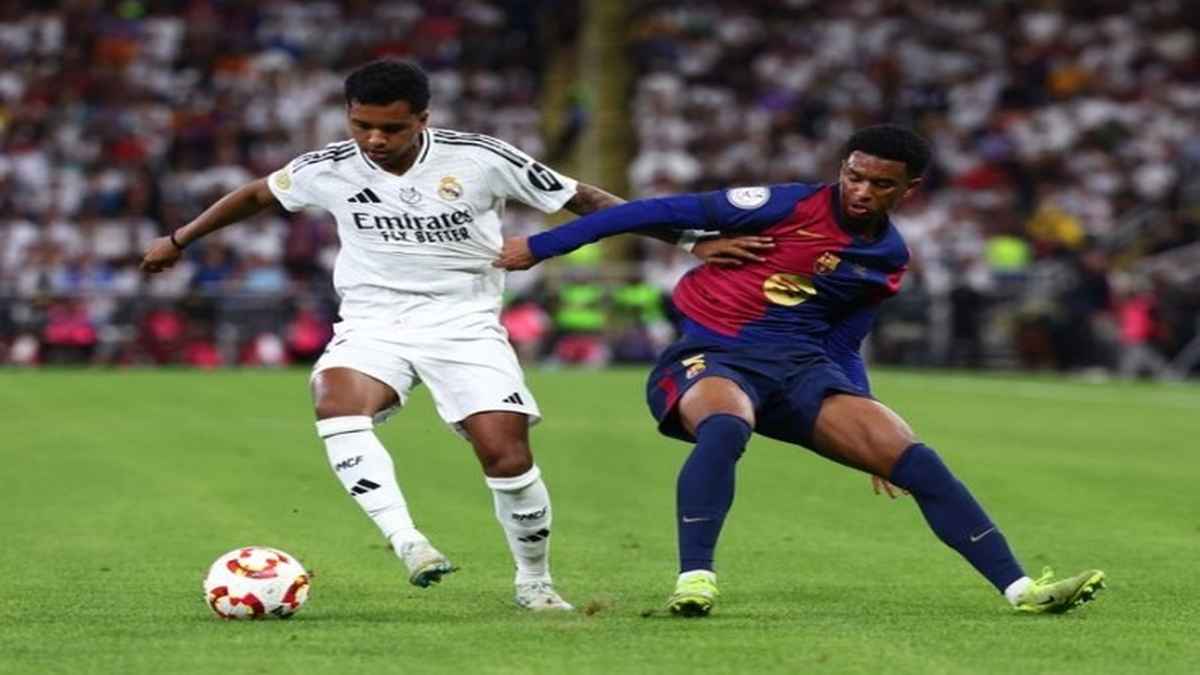 برشلونة