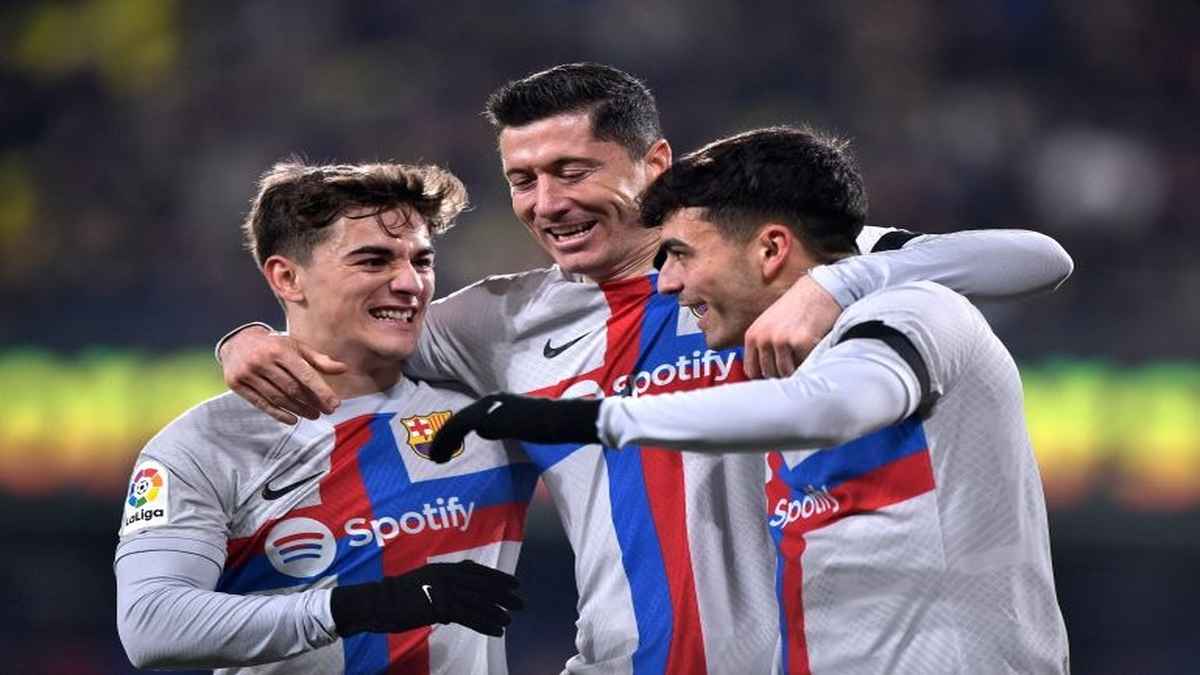 برشلونة