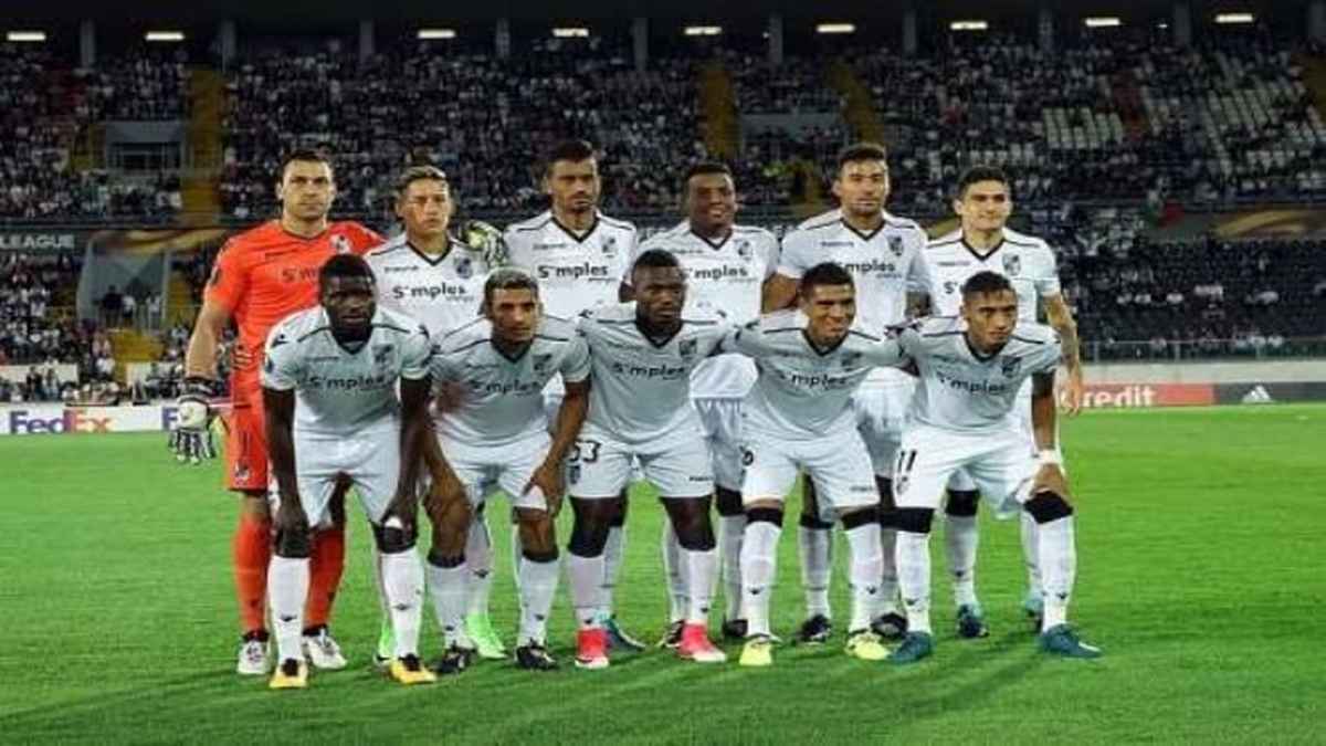 فيتوريا