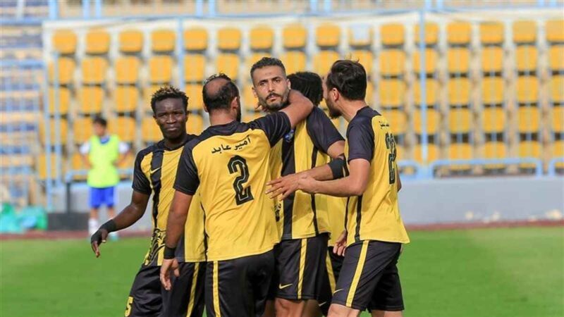 المقاولون
