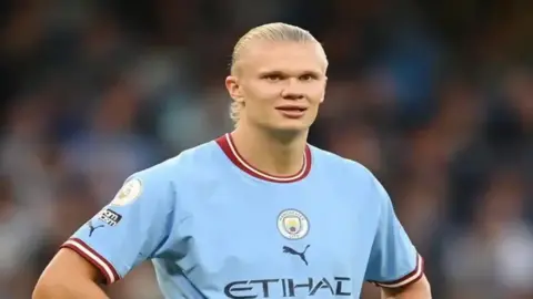 هالاند يواصل تحطيم الأرقام