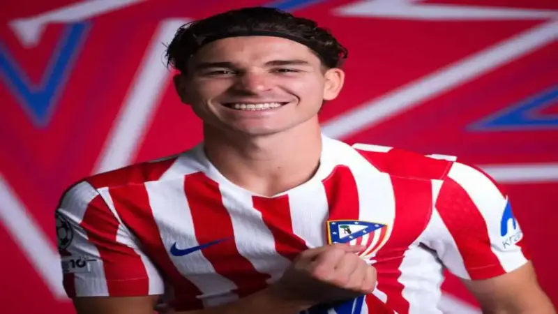 جوليان ألفاريز