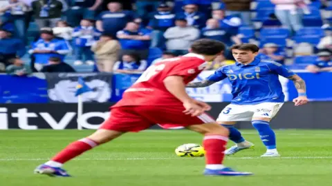 أوفييدو يُسقط إشبيلية ويُشعل صراع البقاء